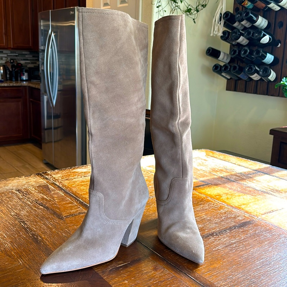 Dolce Vita V-Nathen knee high boots in mushroom suede, size 11